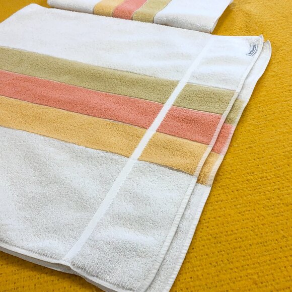 Vintage 80s FIELDCREST Cotton Bath Hand Towel Set: Pistachio Coral Honey Stripes - Picture 7 of 9